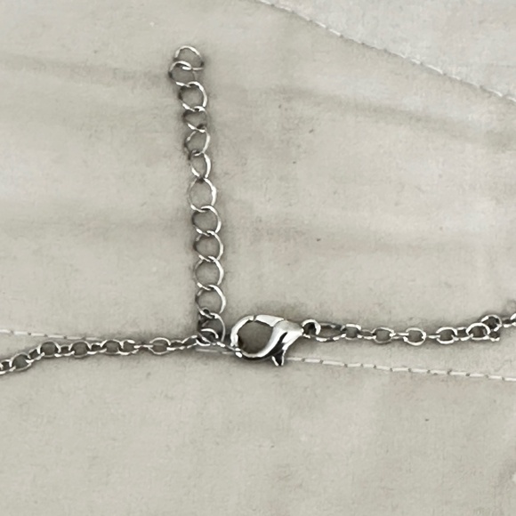 Silver Tone Crescent Moon Filigree Necklace w/Black Onyx Crystal/Stone Chips - Picture 12 of 15